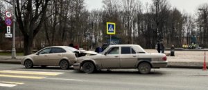 Два человека получили травмы в результате ДТП в Новгородской области